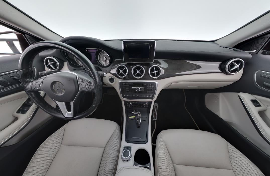 Mercedes-Benz GLA 2014