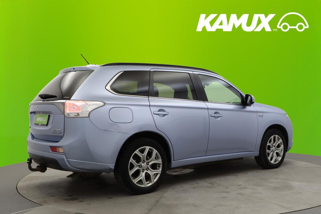 Mitsubishi Outlander PHEV 2014