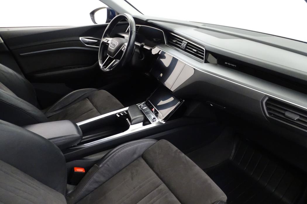 Audi e-tron 2019