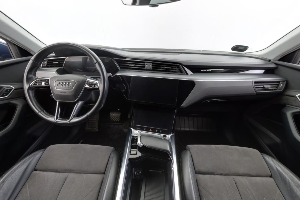 Audi e-tron 2019