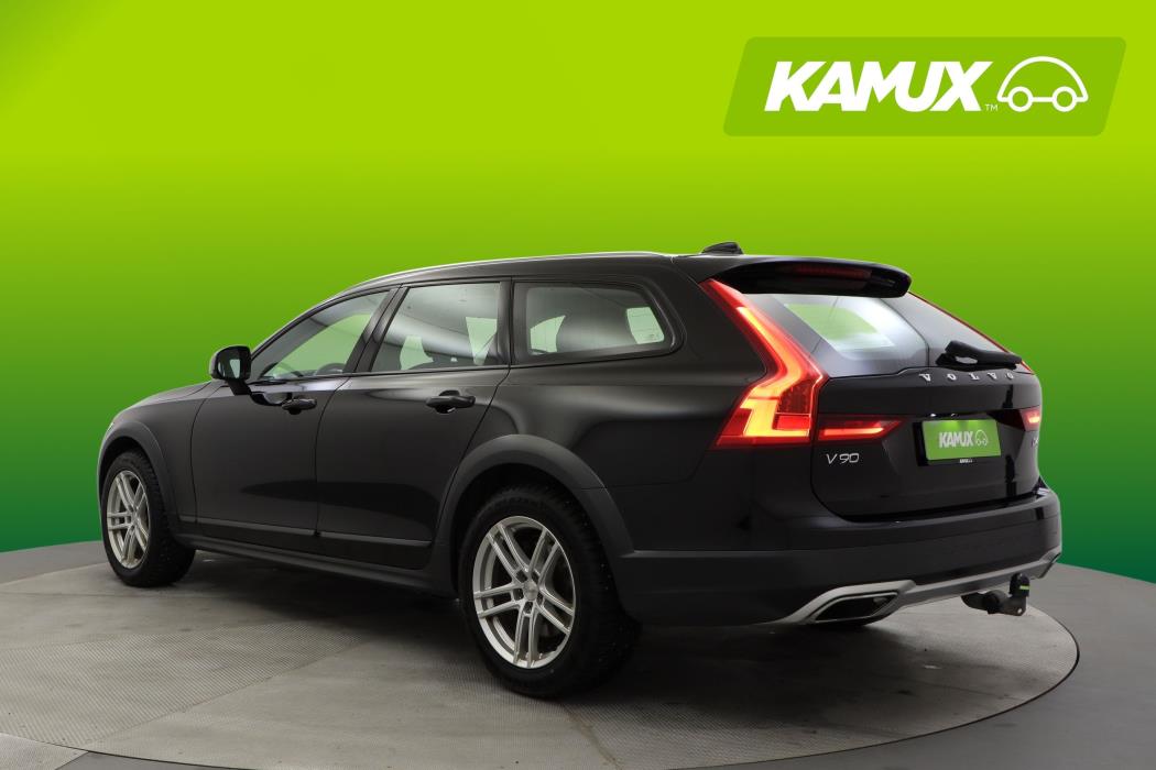 Volvo V90 Cross Country 2020