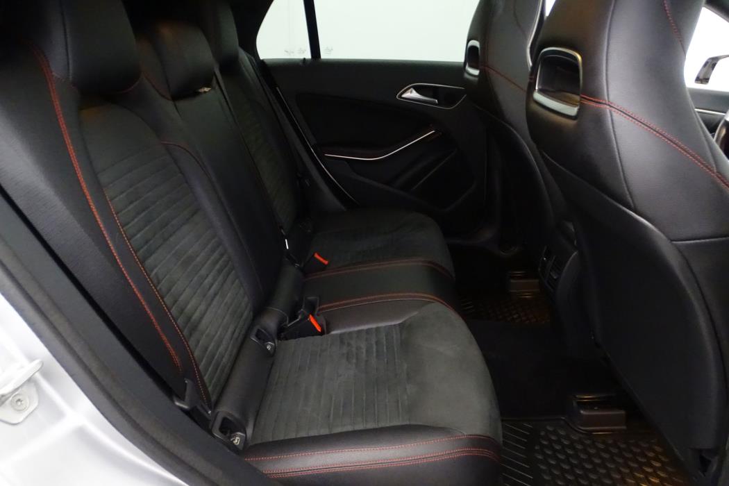Mercedes-Benz CLA 2016
