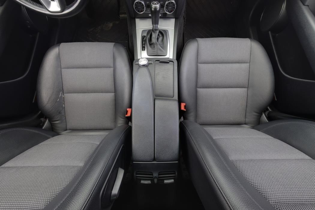 Mercedes-Benz C 2012
