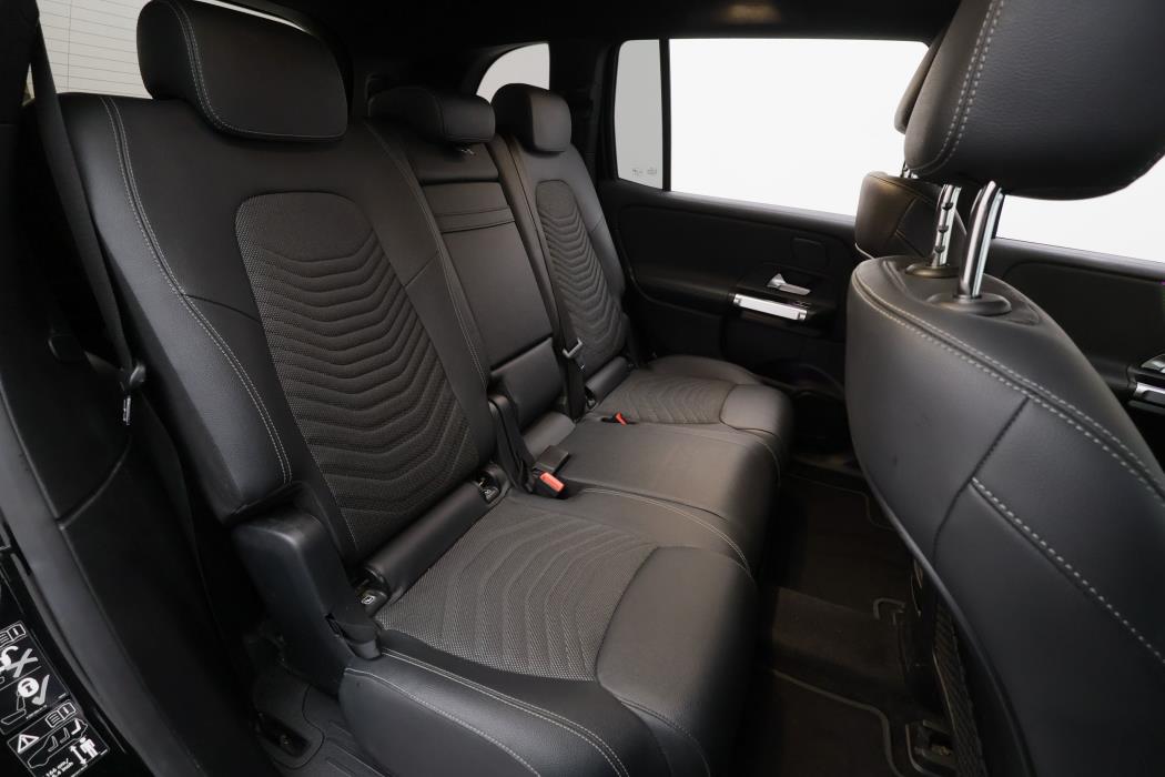 Mercedes-Benz EQB 300 2023
