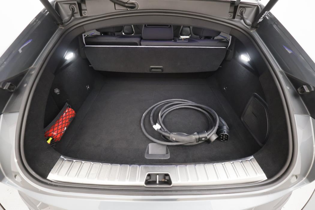 Polestar 4 2025