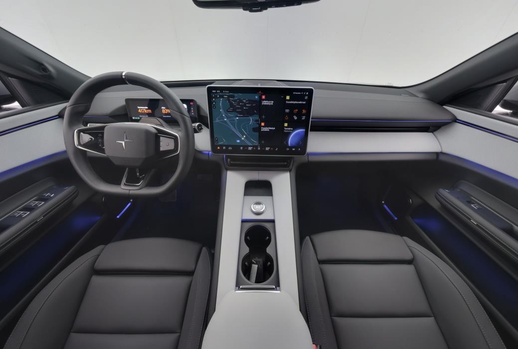 Polestar 4 2025
