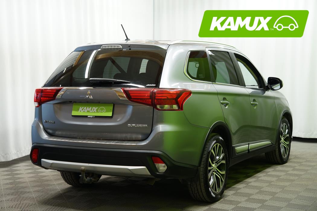 Mitsubishi Outlander 2016