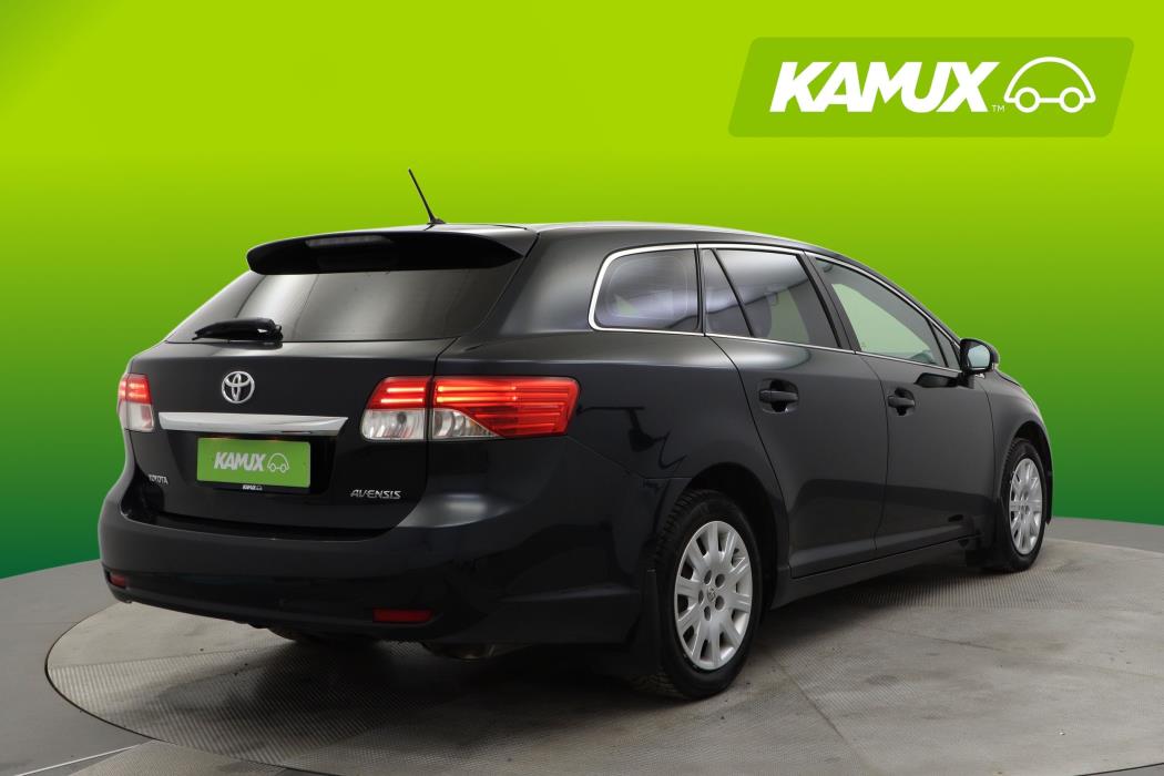 Toyota Avensis 2014