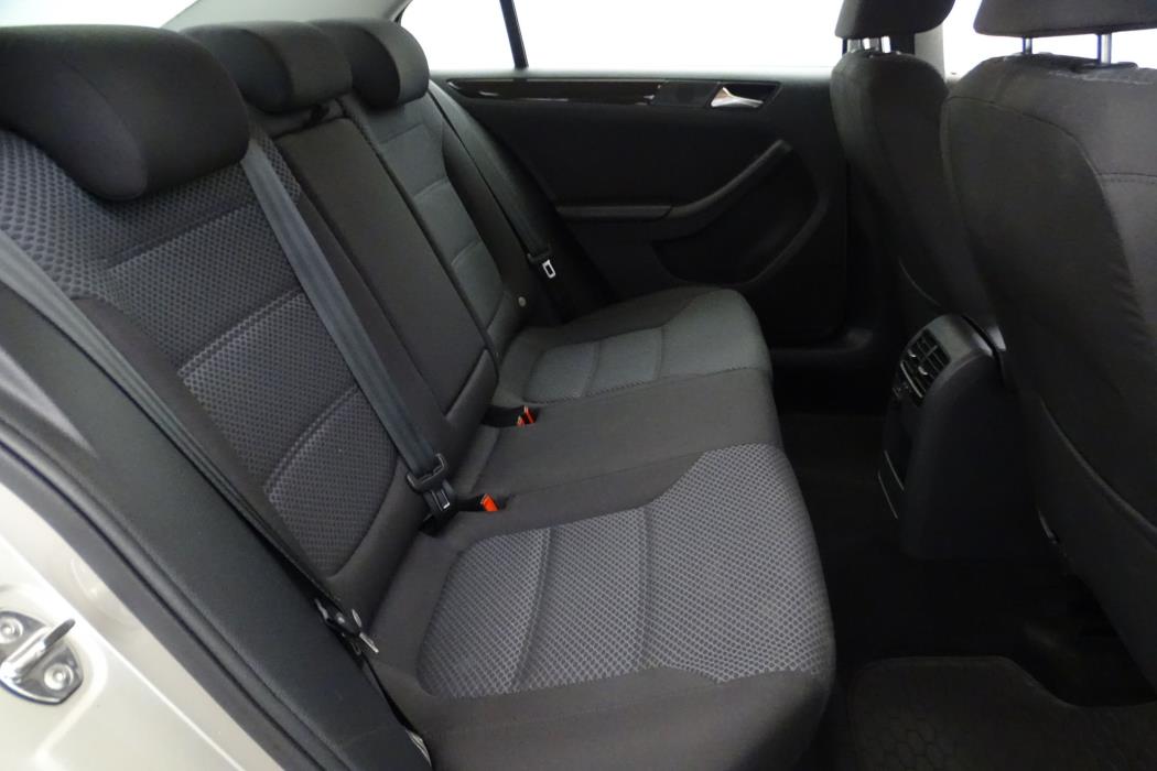 Volkswagen Jetta 2015