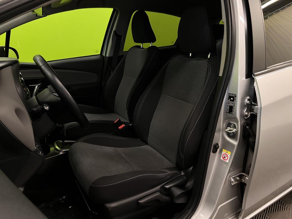 Toyota Yaris 2015