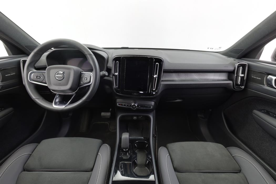 Volvo XC40 2023