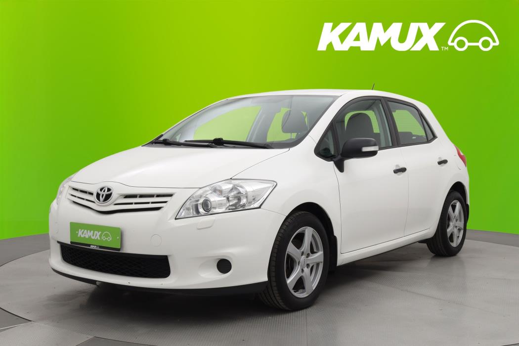 Toyota Auris 2012