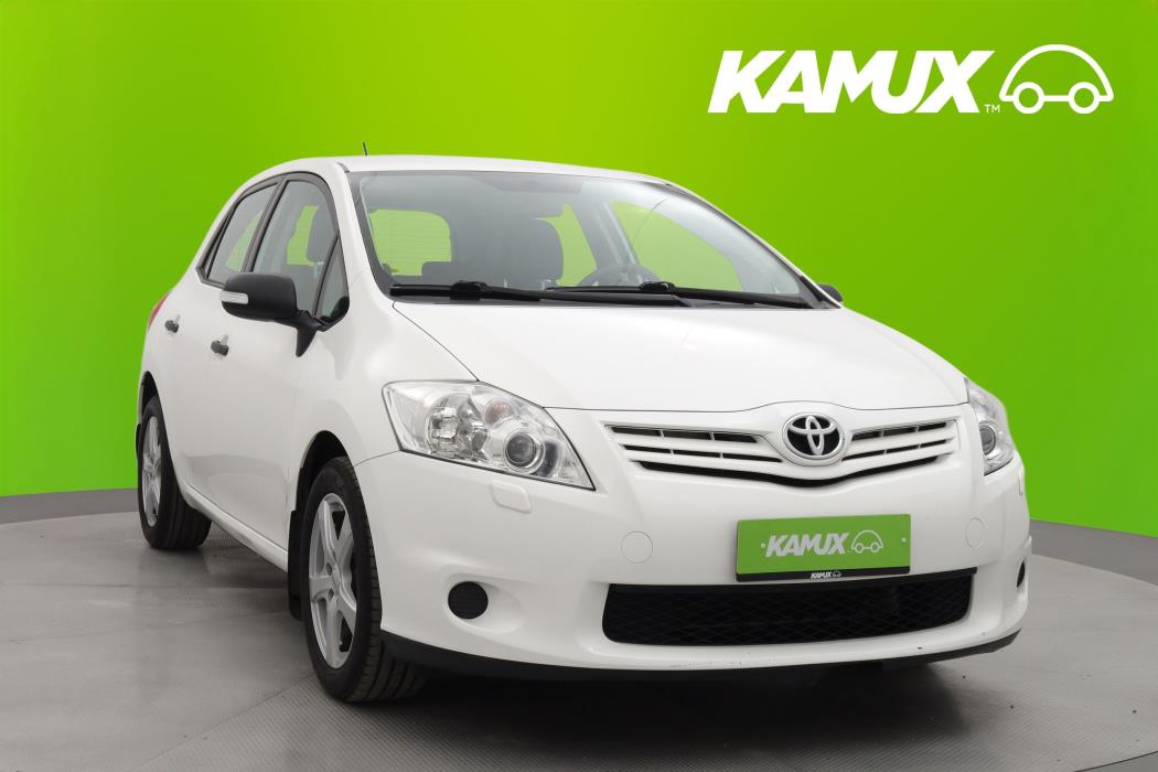 Toyota Auris 2012