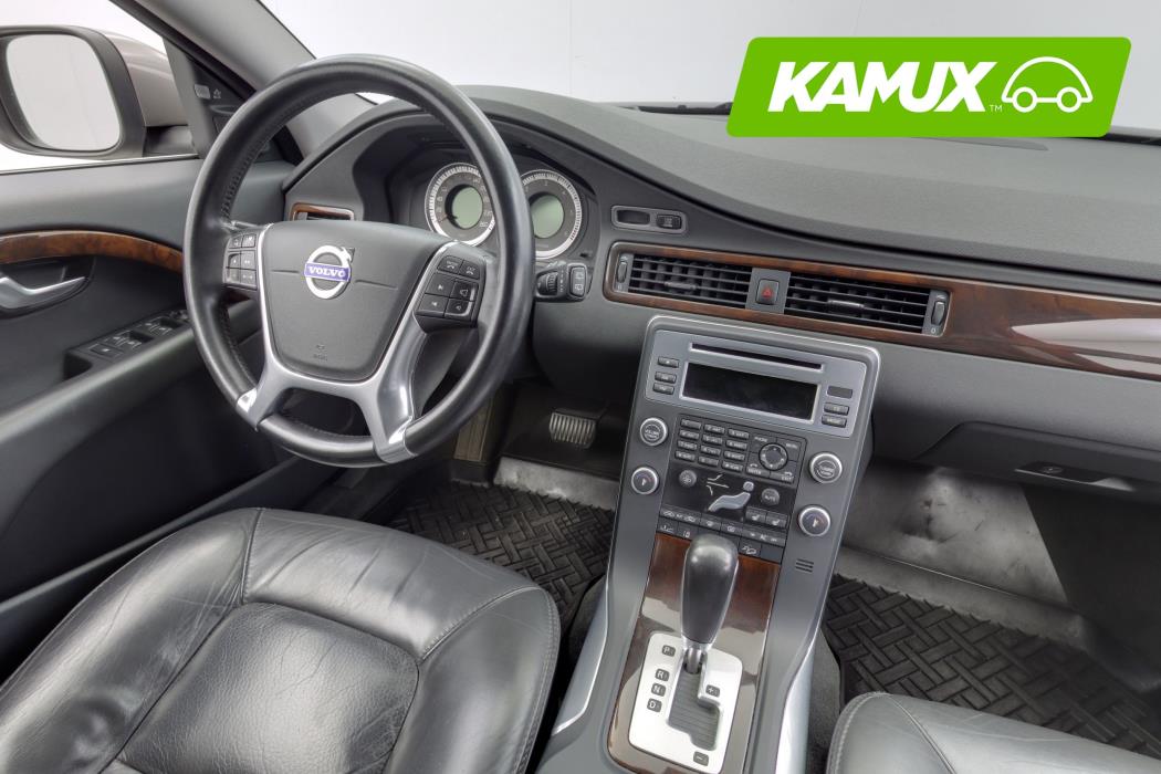 Volvo XC70 2011