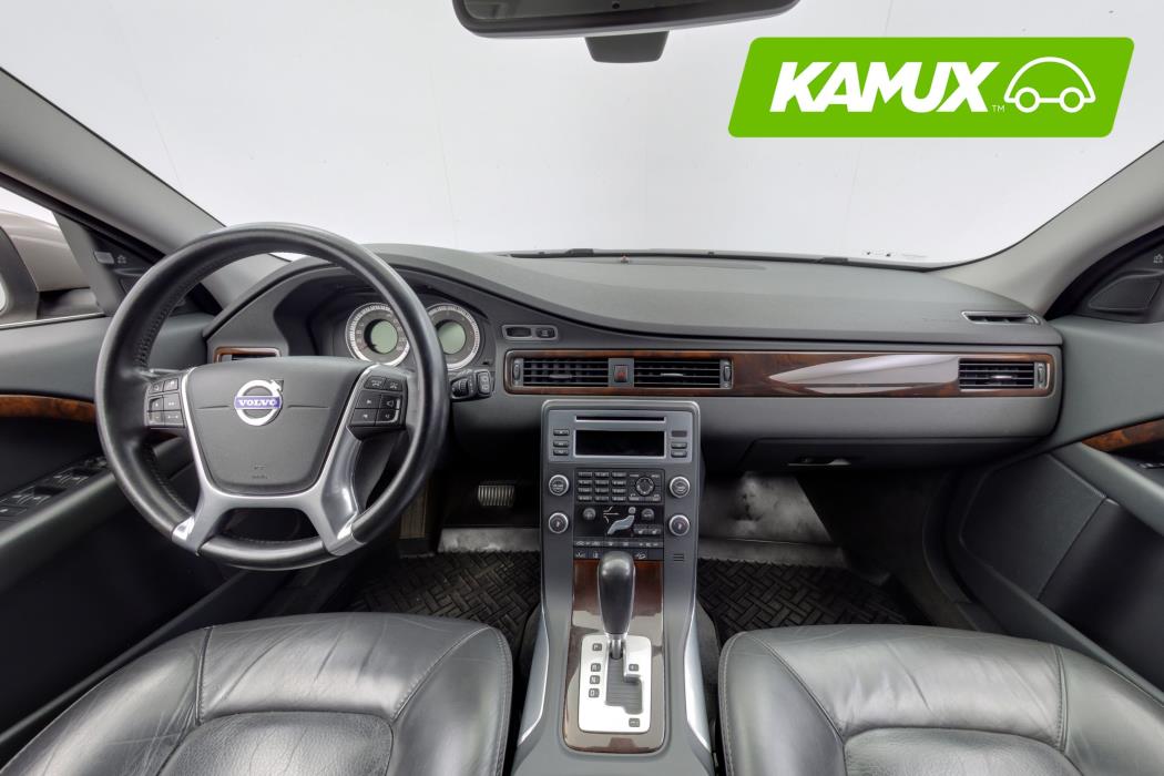 Volvo XC70 2011