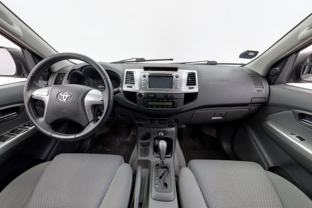 Toyota Hilux 2012