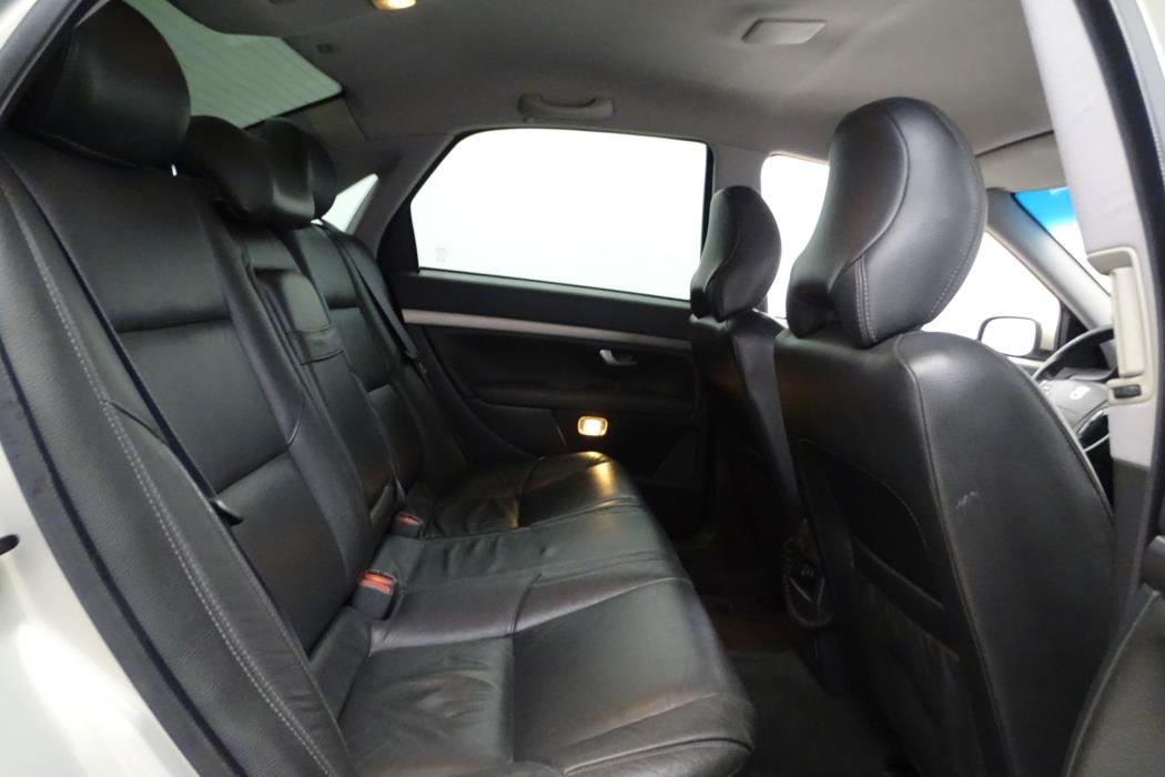 Volvo S80 2003