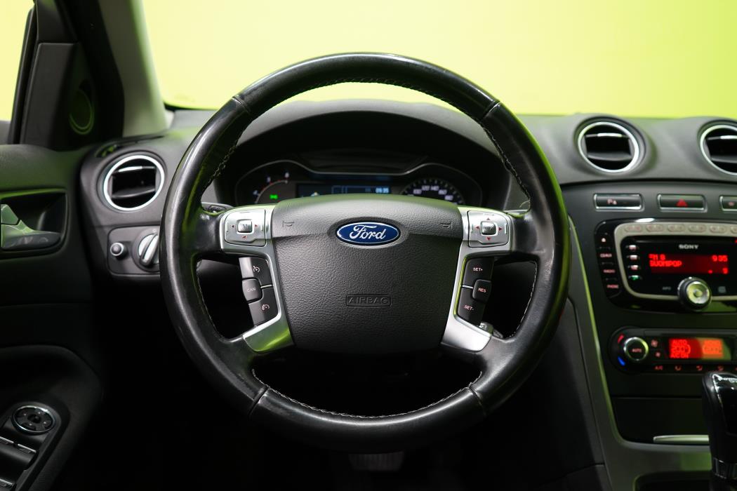 Ford Mondeo 2013