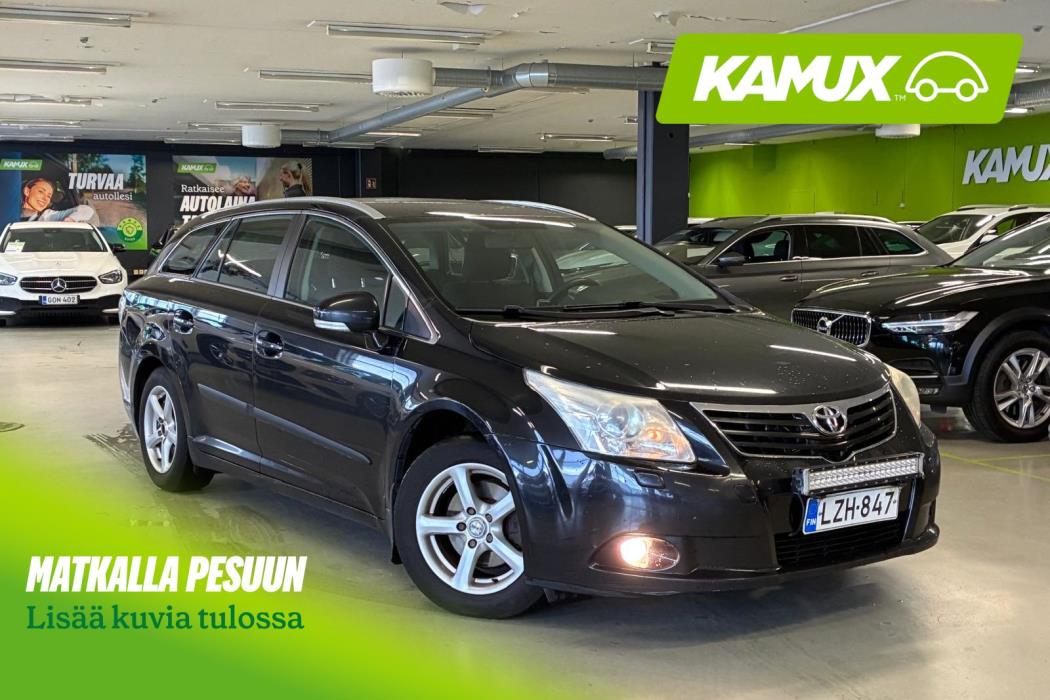 Toyota Avensis 2011