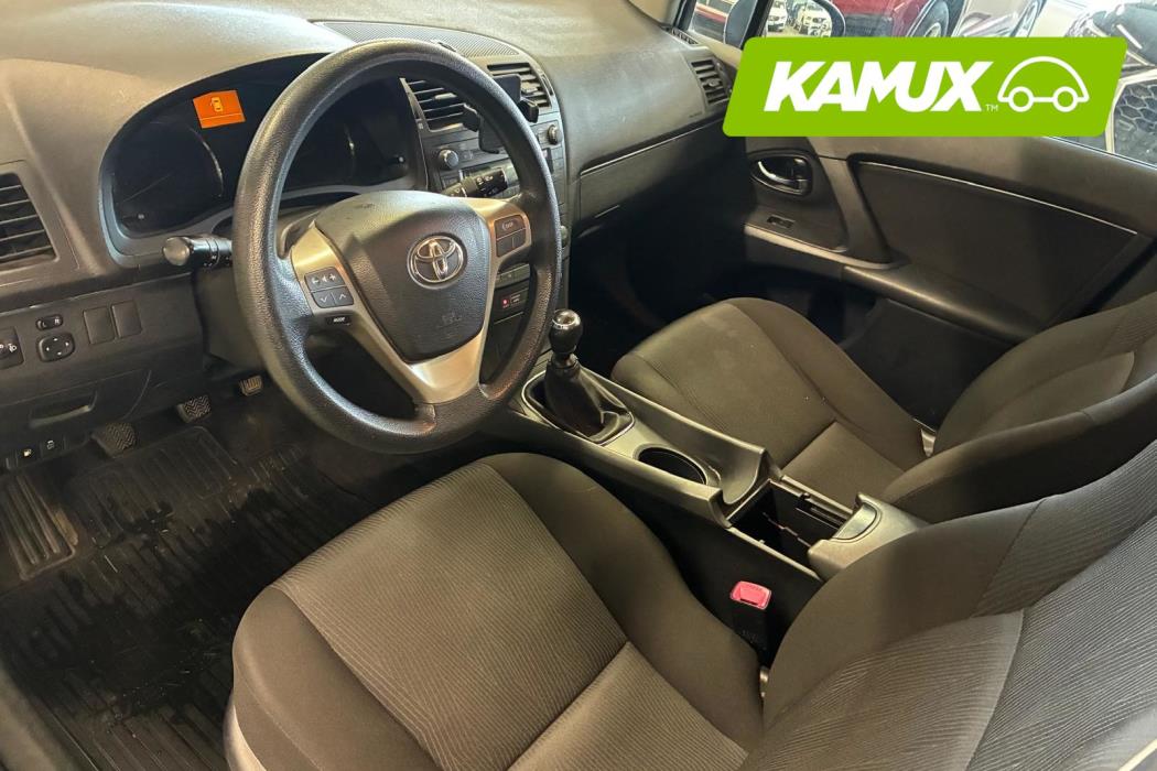Toyota Avensis 2011