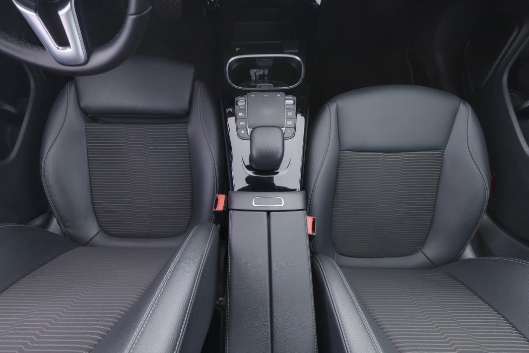 Mercedes-Benz CLA 2023