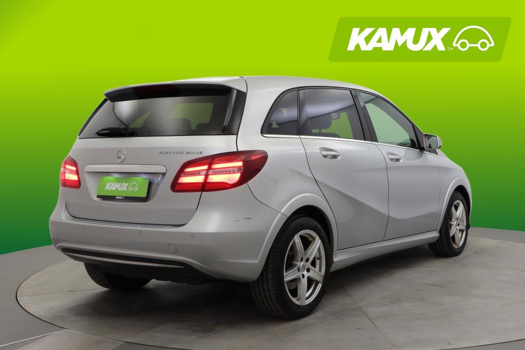 Mercedes-Benz B 2015