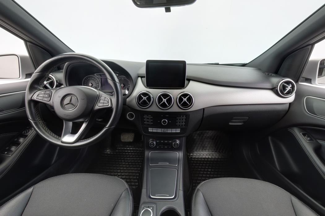 Mercedes-Benz B 2015