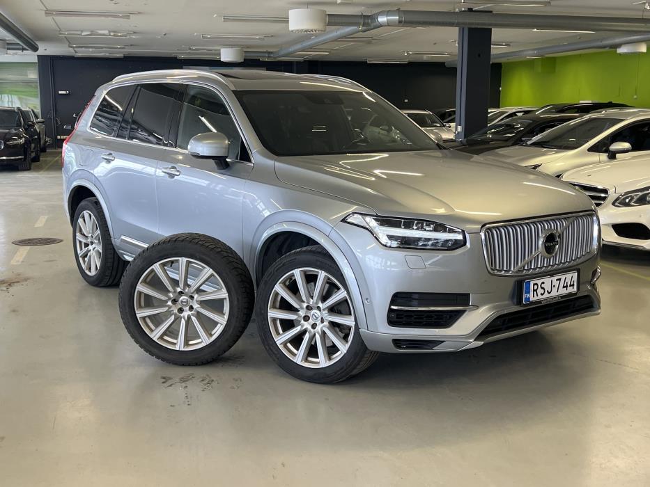 Volvo XC90 2015