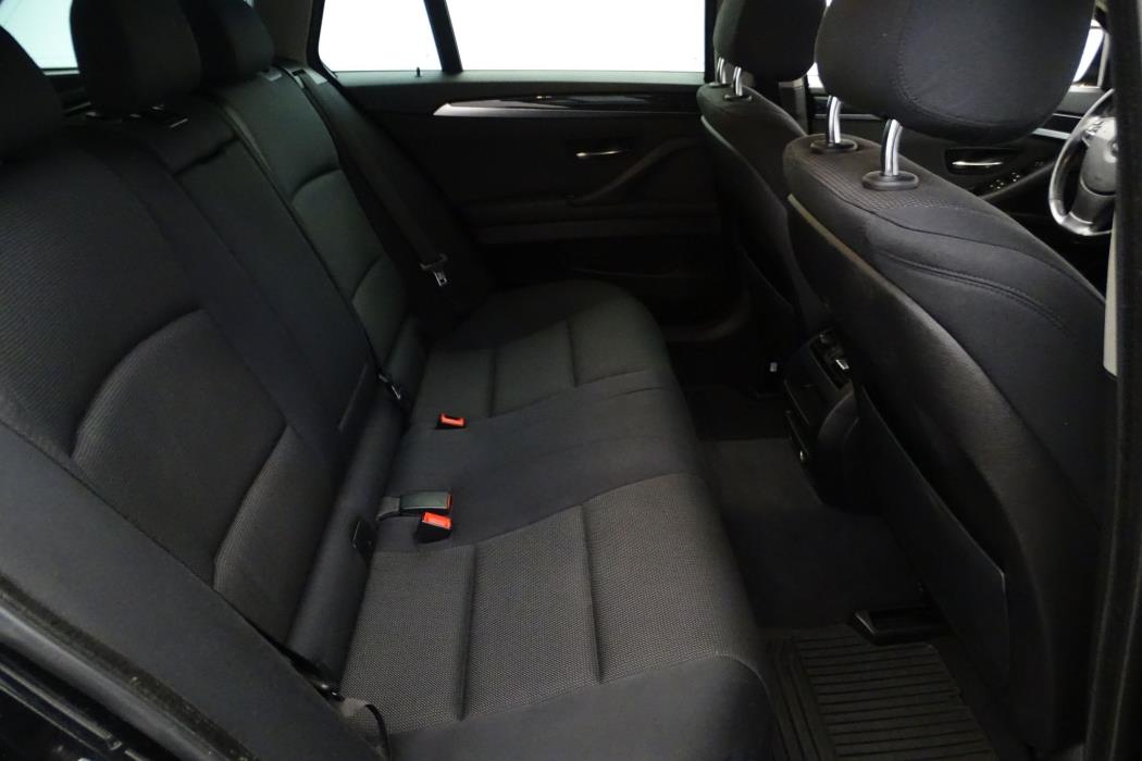 BMW 520 2015