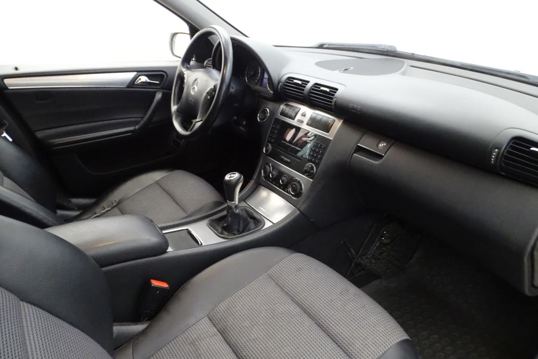 Mercedes-Benz C 2006