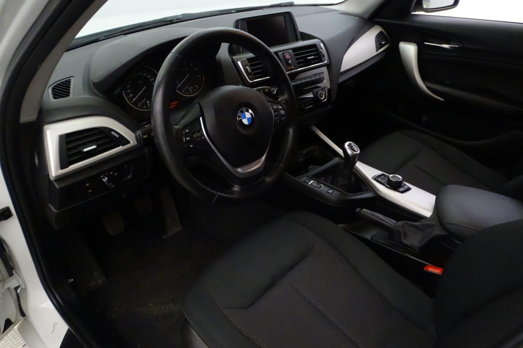 BMW 118 2016