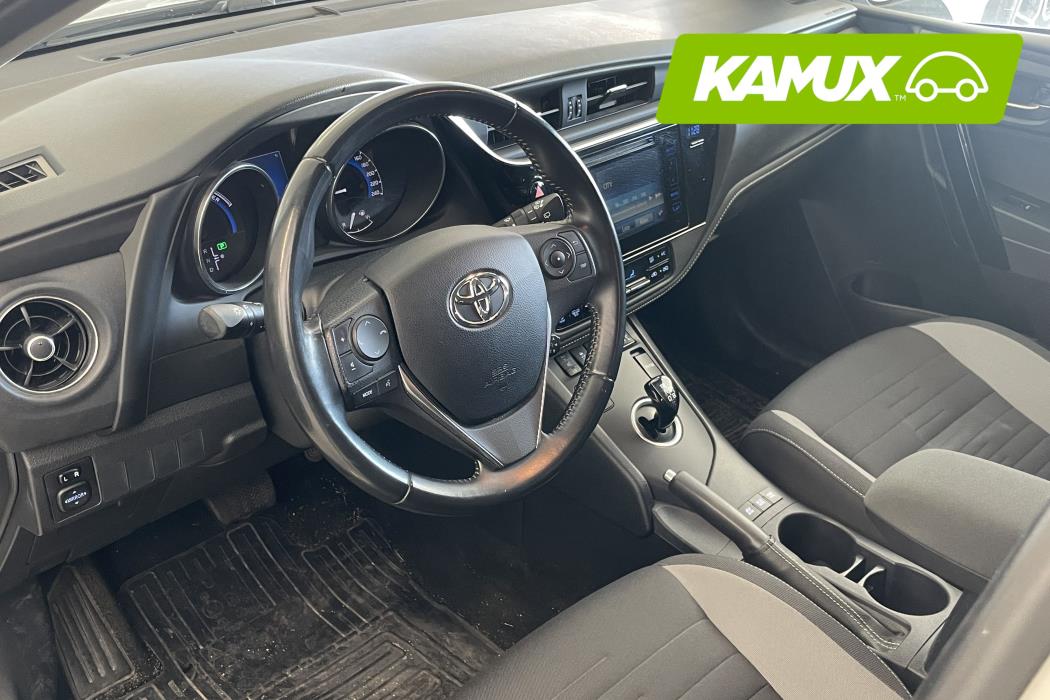 Toyota Auris 2016