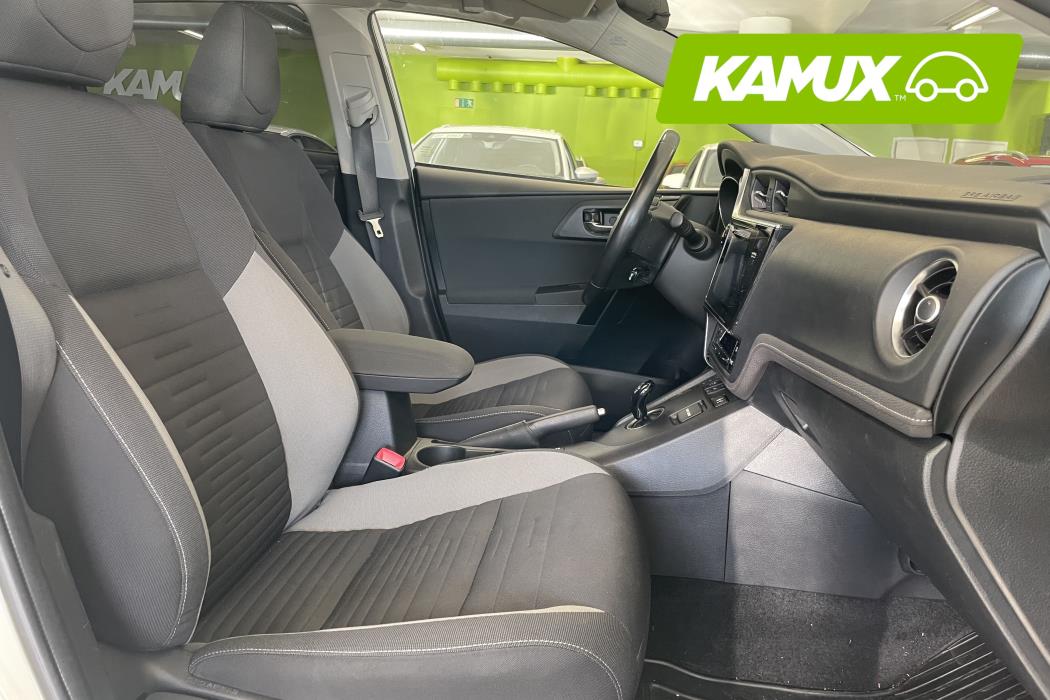 Toyota Auris 2016