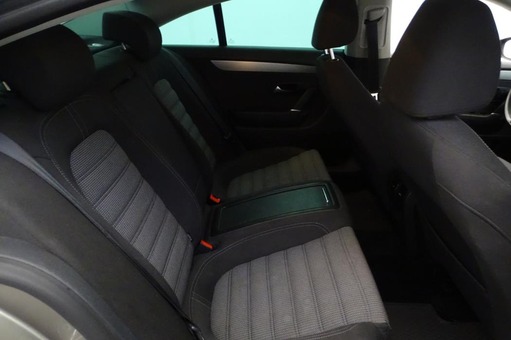 Volkswagen Passat CC 2009