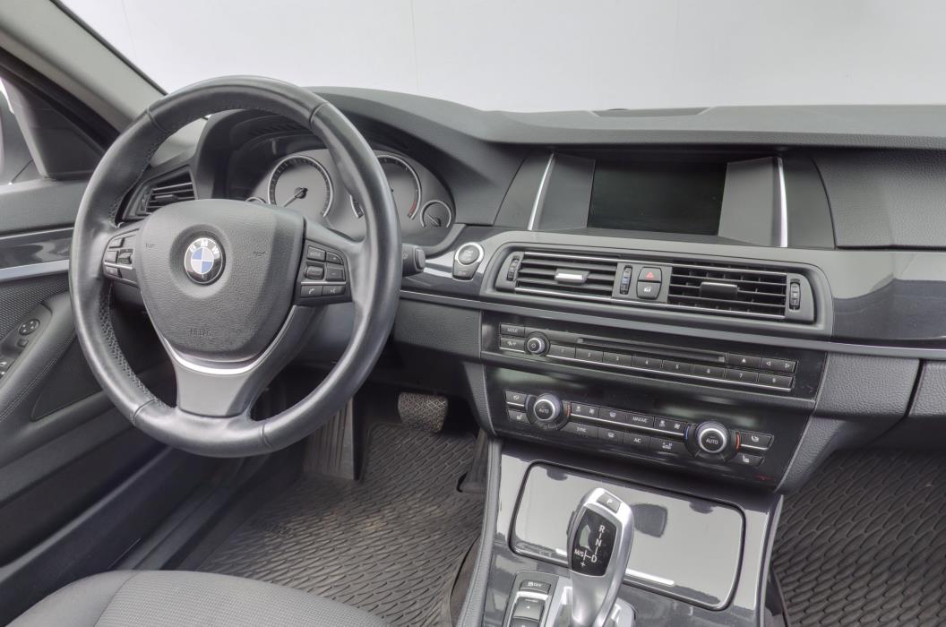 BMW 520 2013