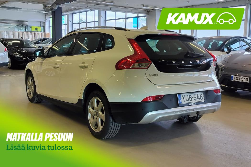 Volvo V40 Cross Country 2015