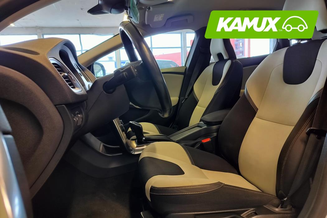 Volvo V40 Cross Country 2015
