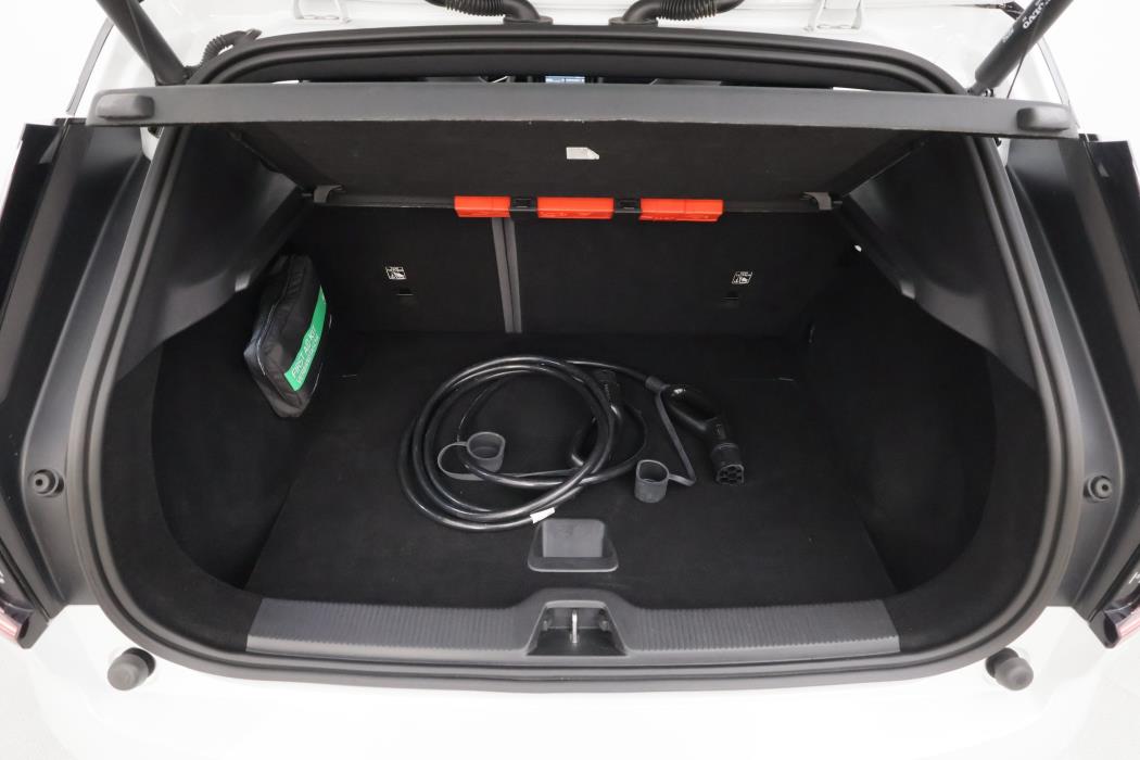 Volvo EX30 2024