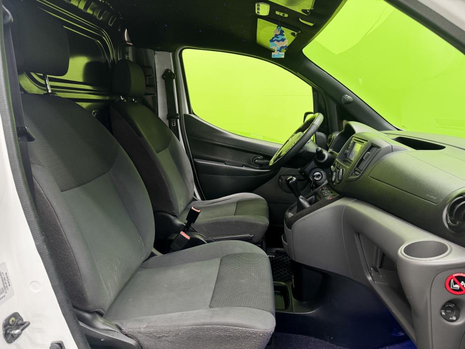 Nissan NV200 2015