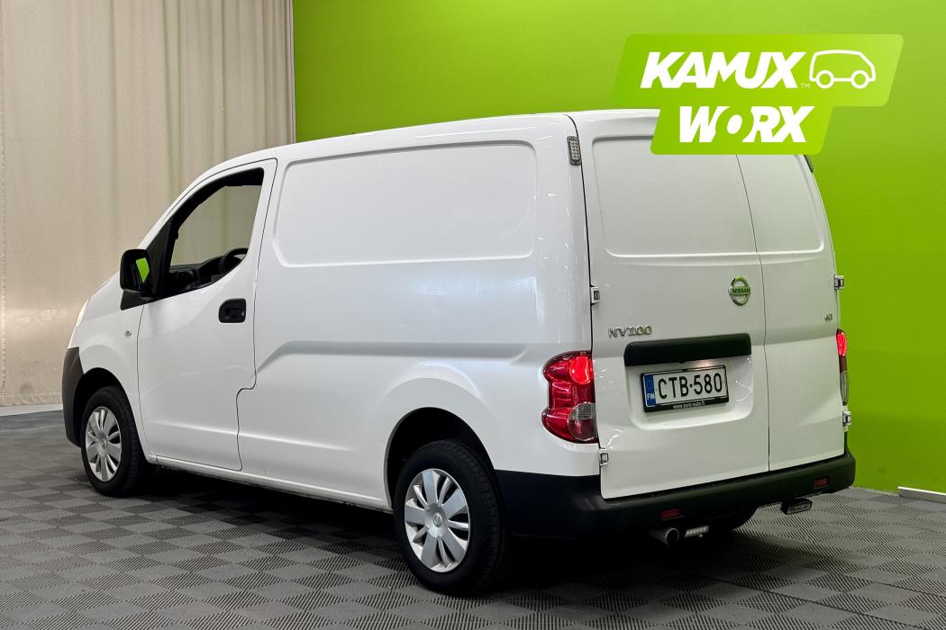 Nissan NV200 2015