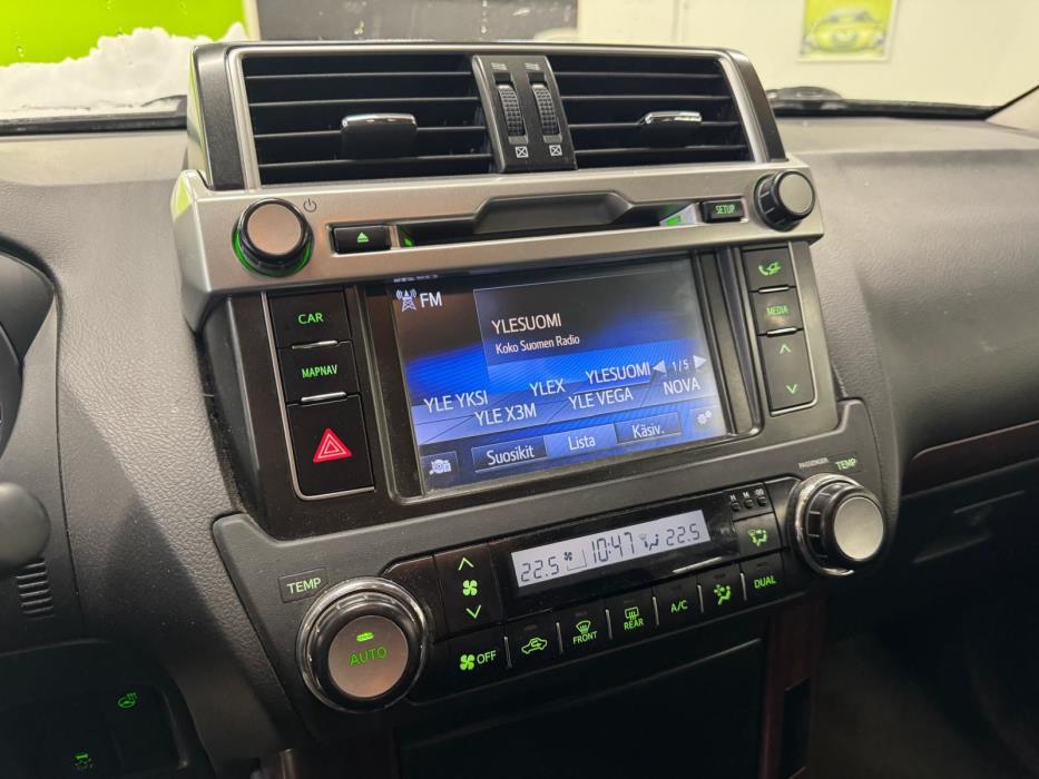 Toyota Land Cruiser 2014