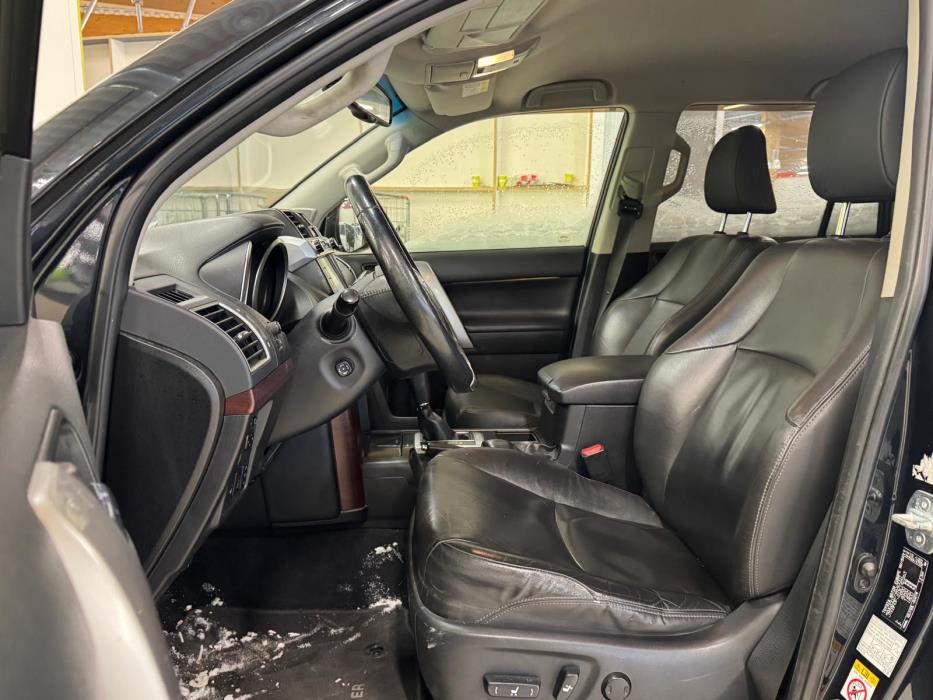 Toyota Land Cruiser 2014