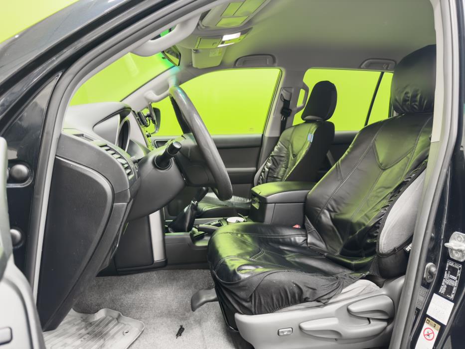 Toyota Land Cruiser 2013