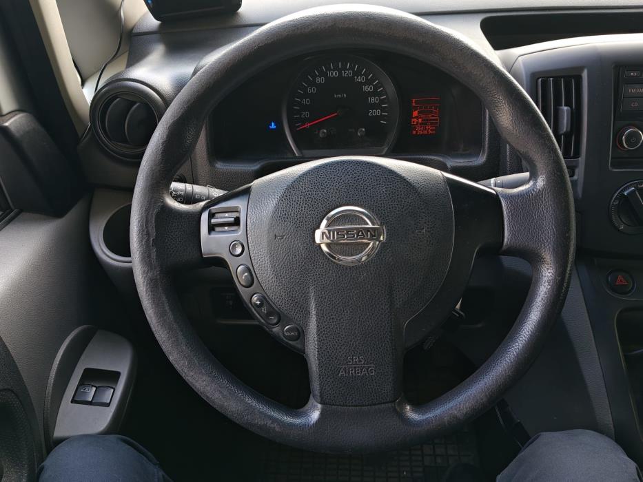 Nissan NV200 2013