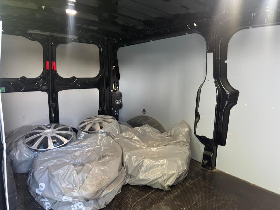 Ford Transit Custom 2024