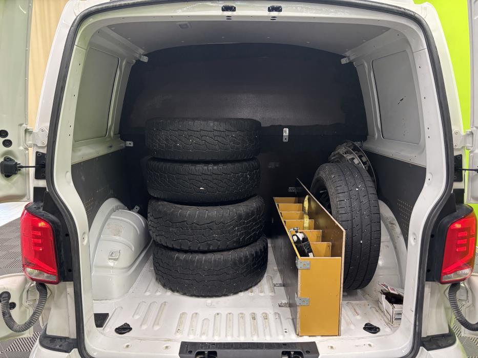 Volkswagen Transporter 2021