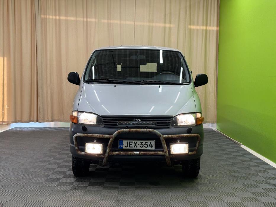 Toyota Hiace 2002