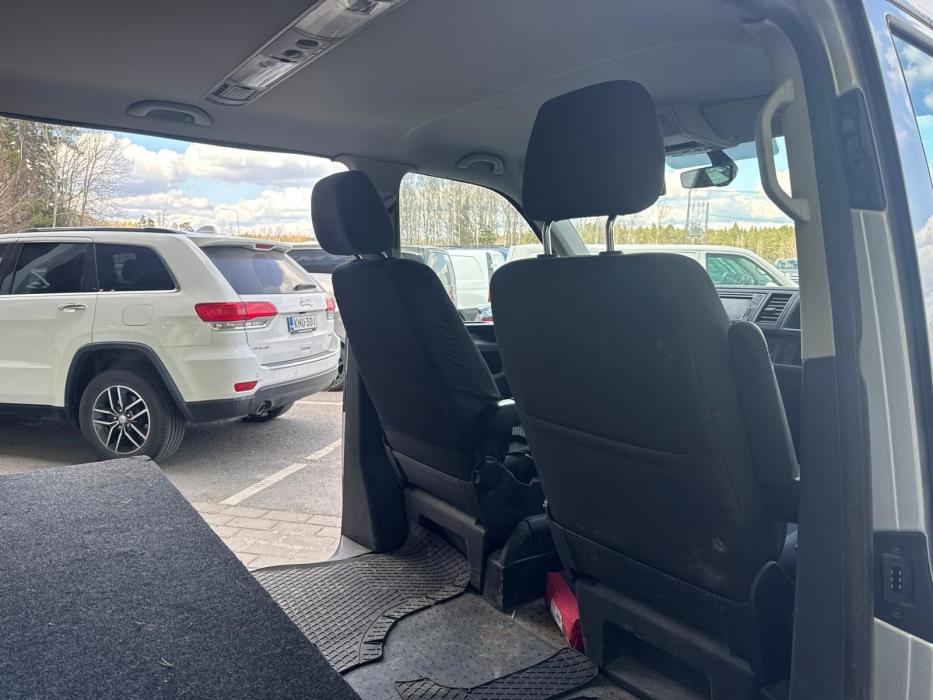 Volkswagen Caravelle 2018