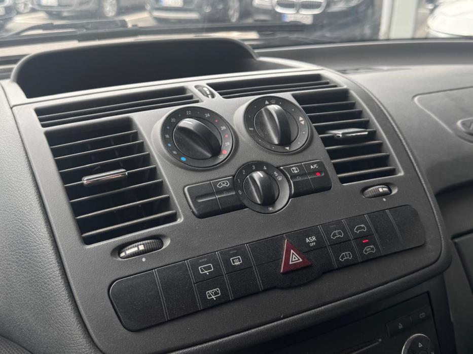Mercedes-Benz Vito 2011