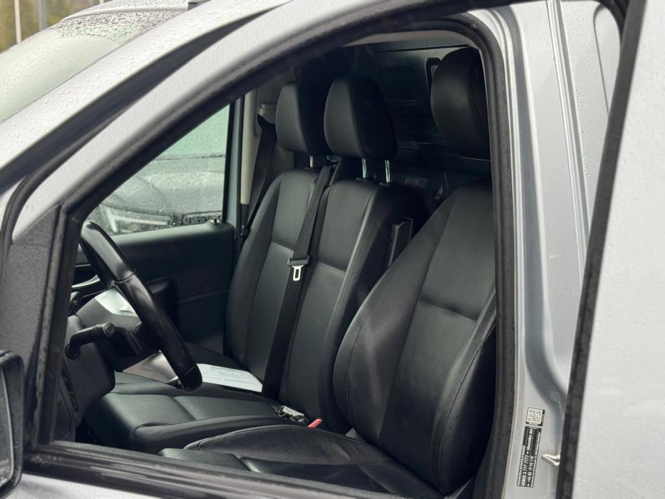 Mercedes-Benz Vito 2024